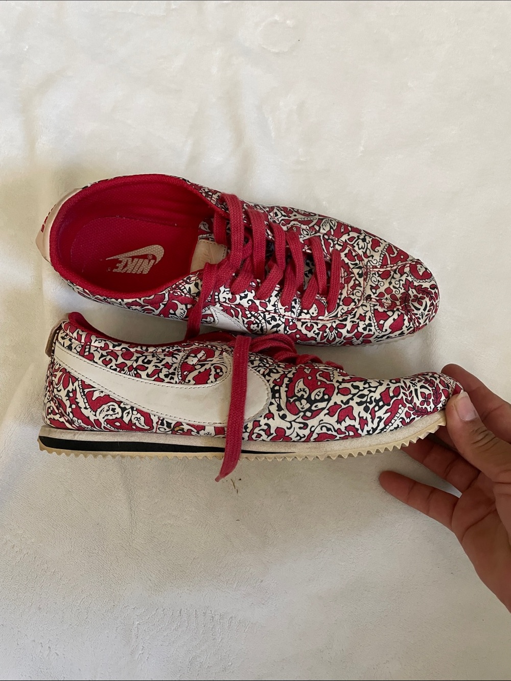 Vintage Nike Shoes Release Yr 2011 Rare Exclusive - Picture 2 of 5